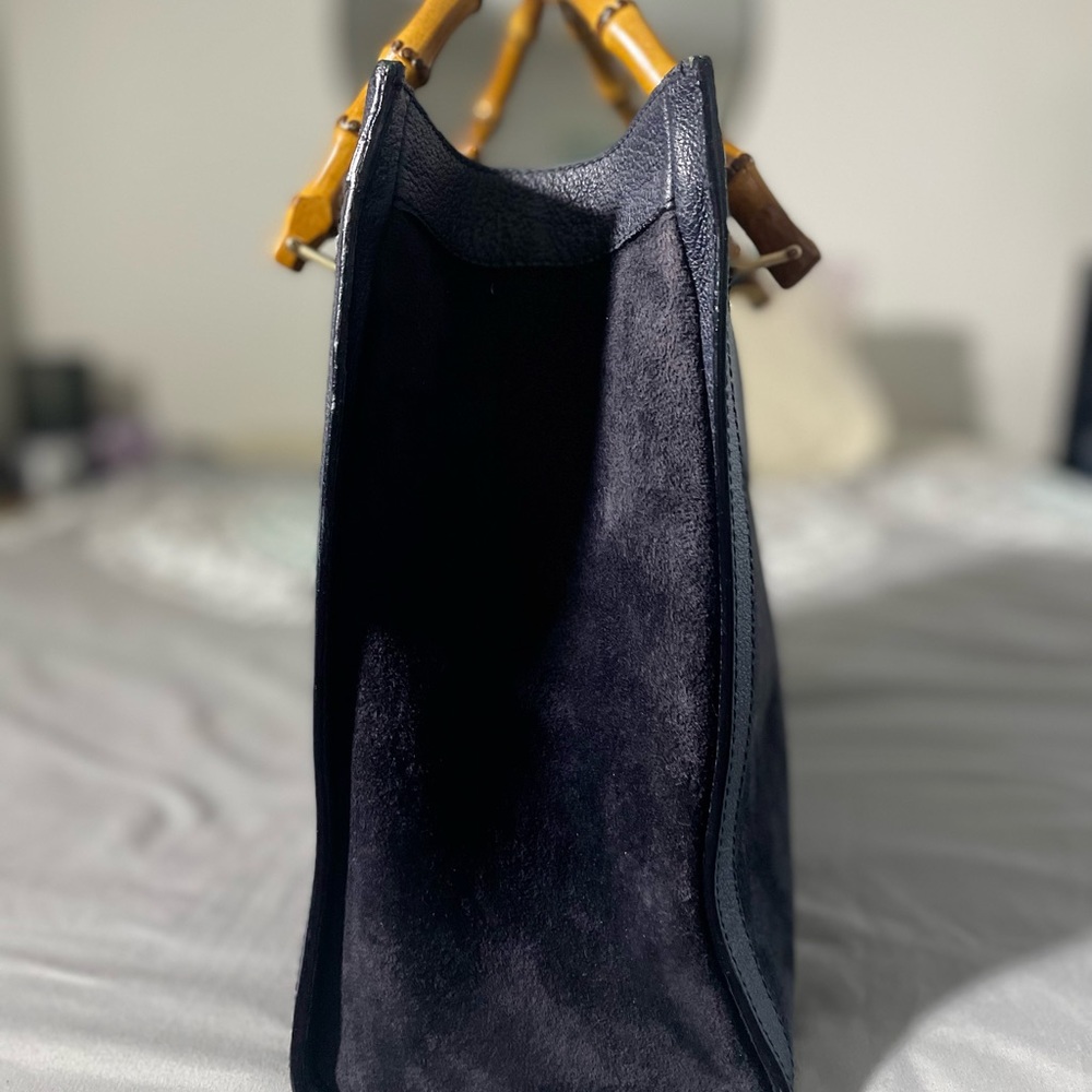 Vintage Gucci Bamboo Bag. Blue with Suade and leather trim 12L/15W.